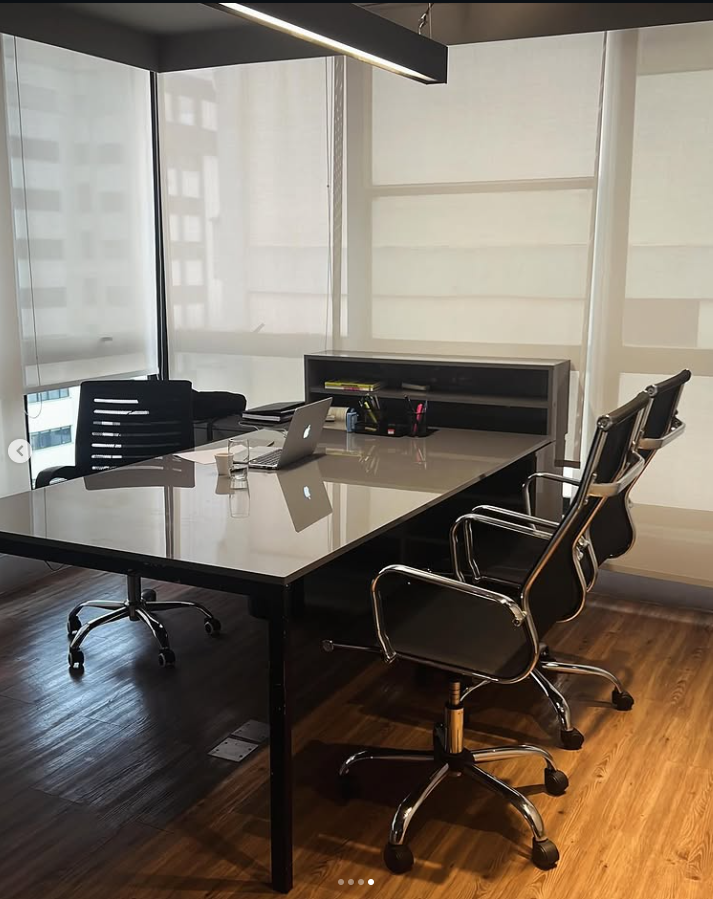 Sala executiva da matriz Klement & Co em São Paulo